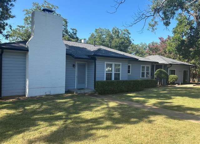 Property at 603 Fulton St, Fredericksburg, TX 78624, 3 beds, 3 baths