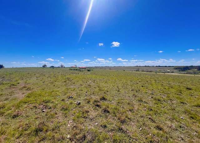 Property at 283 Cut Off Rd, Fredericksburg, TX 78624