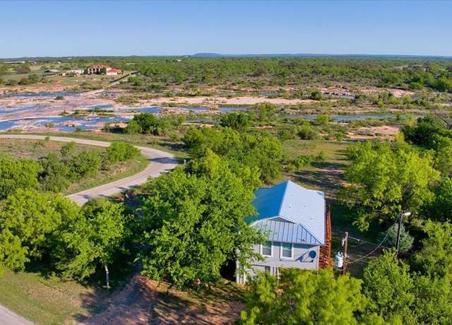 Property at 2433 County Rd 102, Llano, TX 78643, 2 beds, 1 bath