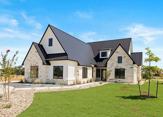 Property at 101 Baurenhof Ct, Fredericksburg, TX 78624, 4 beds, 3.5 baths