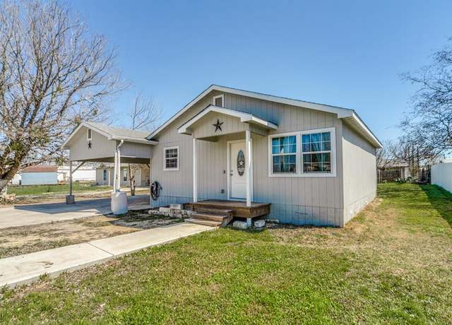 Property at 222 Broken Spur, Bandera, TX 78003, 3 beds, 2 baths