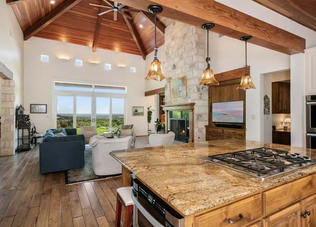 Property at 362 Kruse Hill Dr, Fredericksburg, TX 78624, 3 beds, 2.5 baths