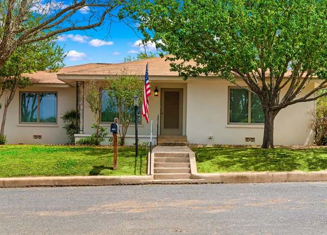 Property at 803 Poplar St, Fredericksburg, TX 78624, 3 beds, 2 baths