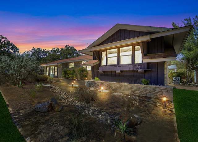 Property at 113 Weitz Rd, Fredericksburg, TX 78624, 5 beds, 4 baths