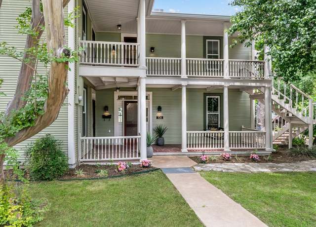 Property at 106 W College St, Fredericksburg, TX 78624, 5 beds, 4 baths