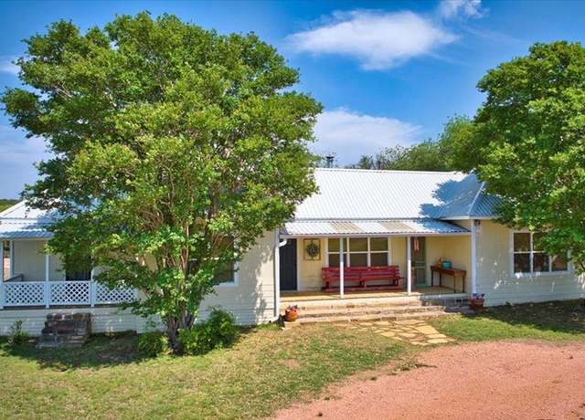 Property at 1398 Blau Ln, Hext, TX 76848