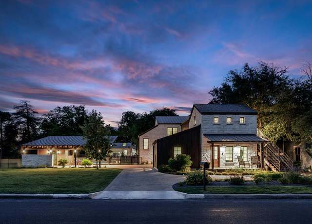 Property at 508 E Creek St, Fredericksburg, TX 78624, 5 beds, 4.5 baths