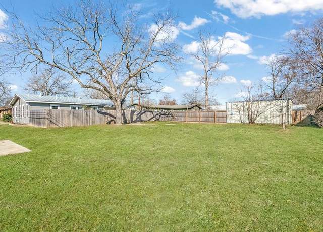 Property at 804 E Highway St, Fredericksburg, TX 78624
