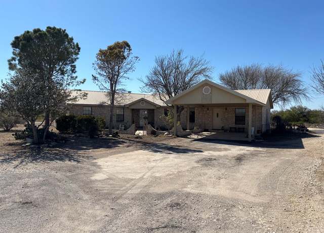 Property at 253 W Molley Rd, Brackettville, TX 78832, 3 beds, 2.5 baths