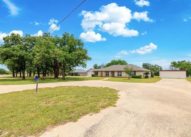 Property at 134 Bobbie Lynn St, Harper, TX 78631, 4 beds, 2 baths