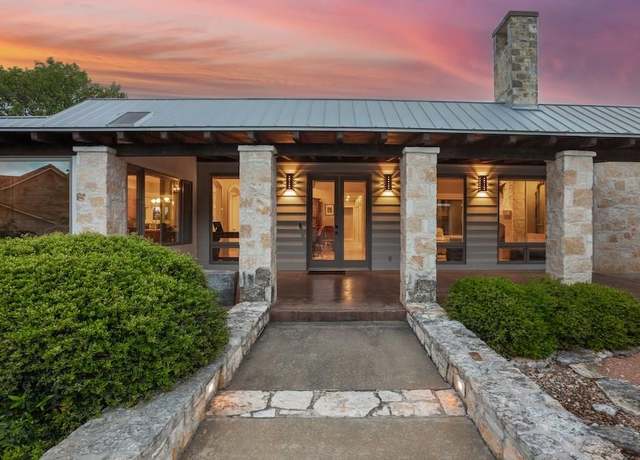 Property at 2320 Summit Frst, Fredericksburg, TX 78624, 3 beds, 4.5 baths
