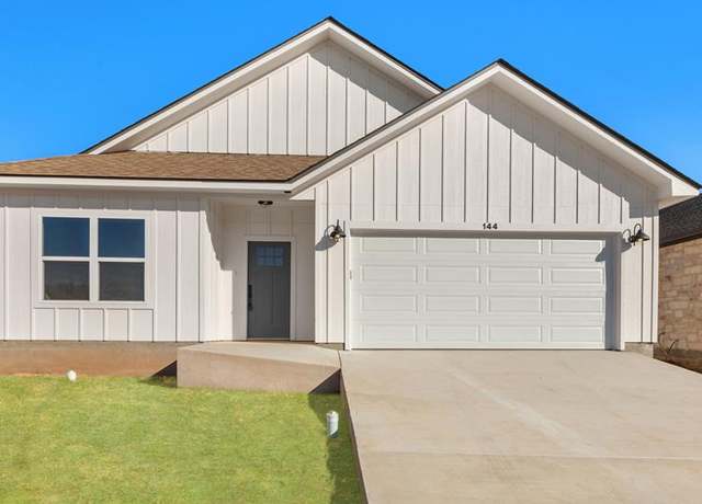 Property at 144 Feather Way, Fredericksburg, TX 78624, 3 beds, 2 baths