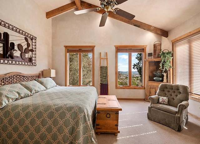 Property at 260 Chinaberry Ln, Fredericksburg, TX 78624, 2 beds, 2 baths