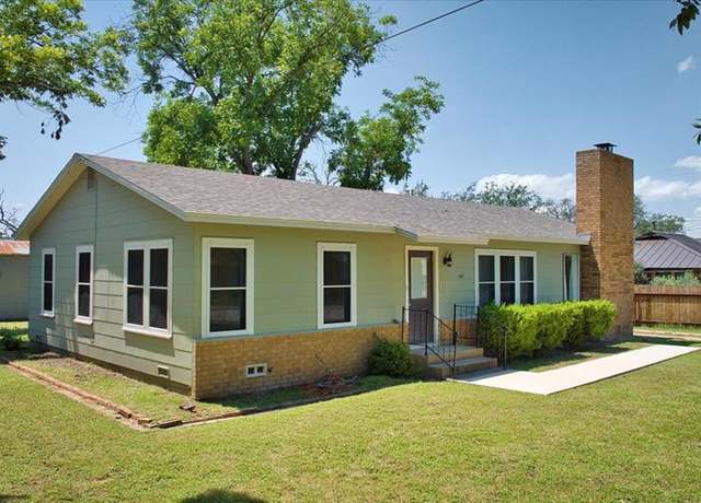 Property at 730 Wheeler St, Mason, TX 76856, 3 beds, 2 baths