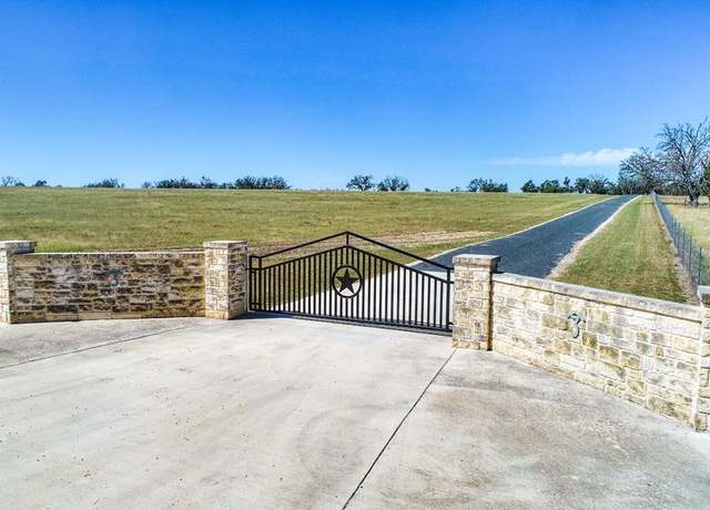 Property at 619 Cornehl Rd, Harper, TX 78631, 2 beds, 1.5 baths