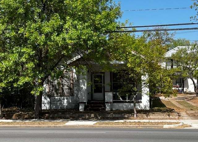 Property at 1109 Ford St, Llano, TX 78643, 2 beds, 2 baths