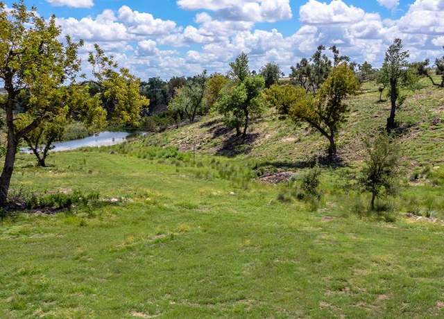 Property at 846 Hagee Dr, Fredericksburg, TX 78624