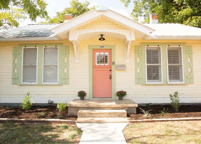 Property at 213 Mistletoe St, Fredericksburg, TX 78624, 3 beds, 2 baths