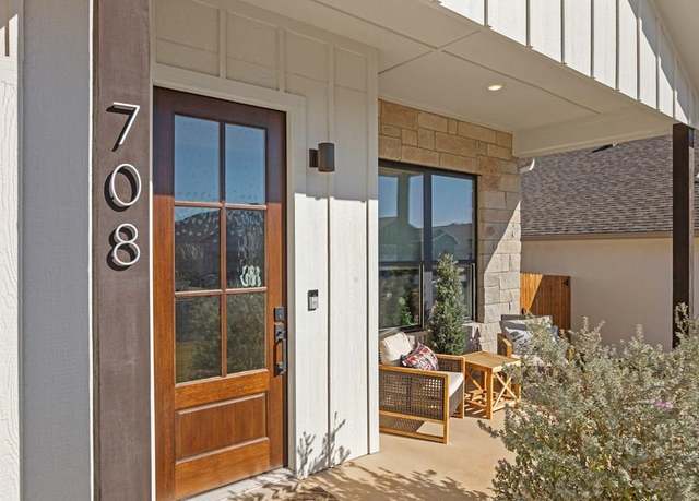 Property at 708 Cirrus Ln, Fredericksburg, TX 78624, 3 beds, 2 baths