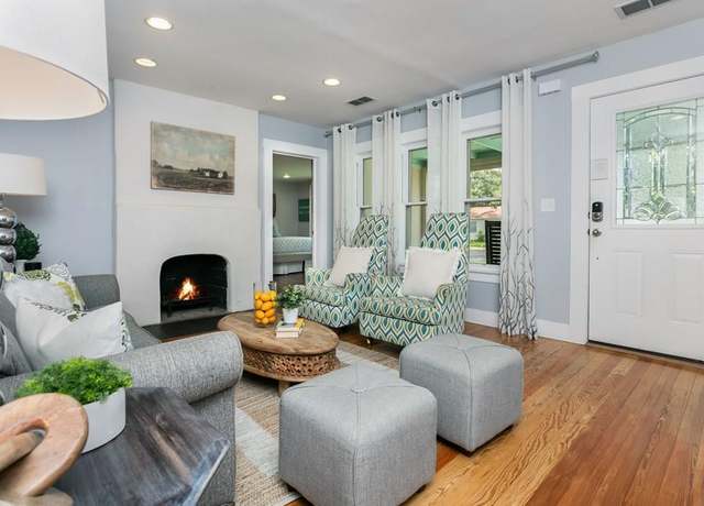 Property at 108 W Centre St, Fredericksburg, TX 78624, 4 beds, 2 baths