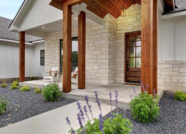 Property at 2049 Stone Mdw, Fredericksburg, TX 78624, 4 beds, 2.5 baths