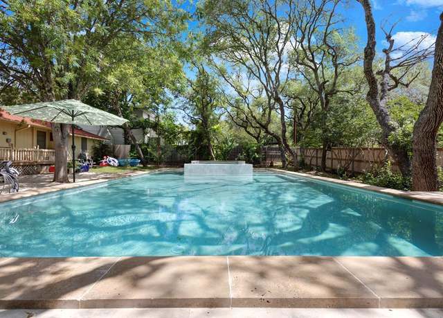 Property at 308 Tanglewood Dr, Fredericksburg, TX 78624, 4 beds, 2 baths