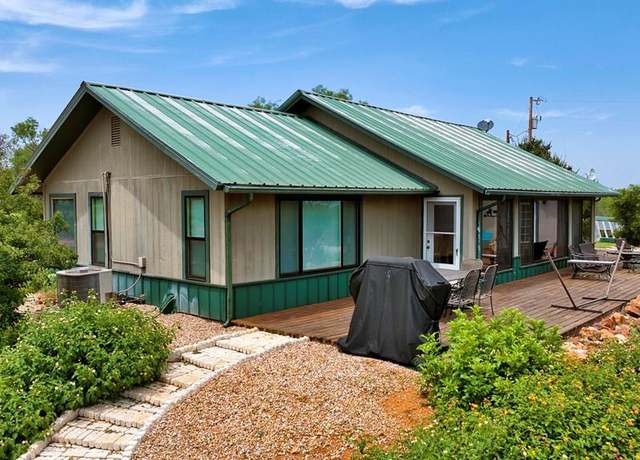 Property at 1112 N Hightower Rd, Mason, TX 76856, 3 beds, 2 baths