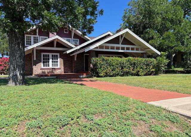 Property at 906 S Bridge St, Brady, TX 76825, 4 beds, 3.5 baths