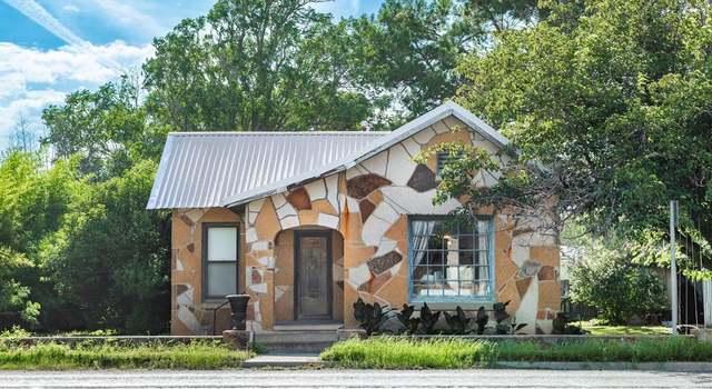 Photo of 120 Ellis St, Menard, TX 76859