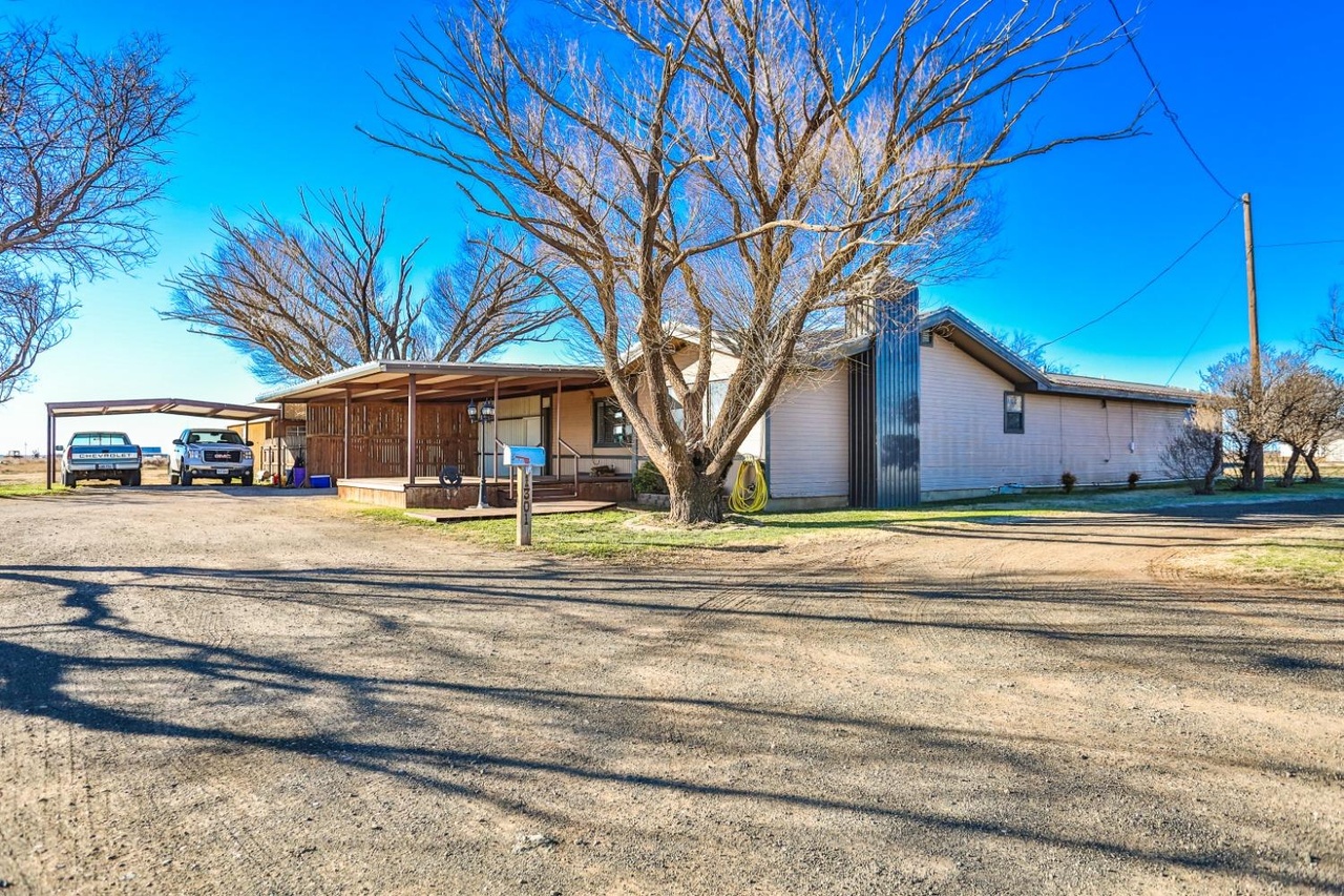 1301 Fourth St, Smyer, TX 79367 MLS 202317760 Redfin