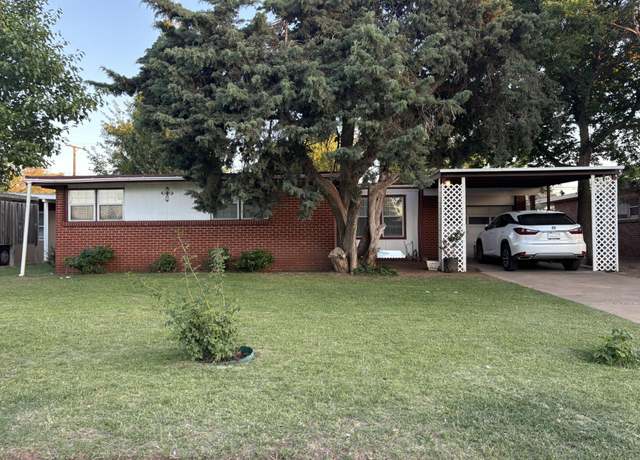 Property at 2313 47th St, Lubbock, TX 79412, 3 beds, 1.5 baths