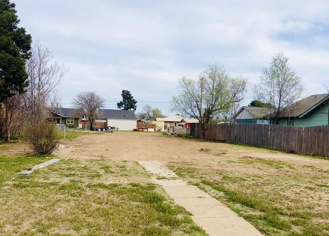 Property at 602 Portland, Plainview, TX 79072