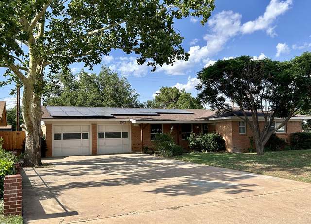 Property at 2302 54th St, Lubbock, TX 79412, 3 beds, 2 baths
