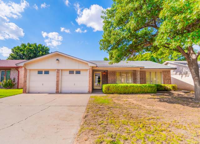 Property at 4714 60th St, Lubbock, TX 79414, 3 beds, 2 baths