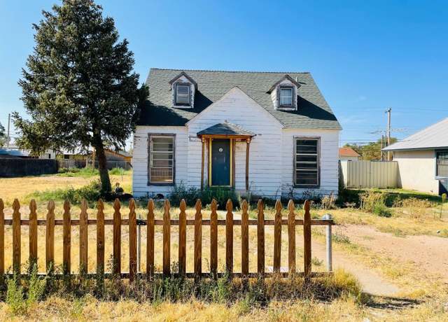 Property at 518 W 2nd St, Littlefield, TX 79339, 3 beds, 2 baths
