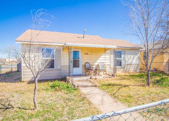 Property at 201 Temple Ave, Lubbock, TX 79415, 2 beds, 2 baths