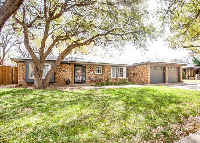 Property at 7809 Kenosha Ave, Lubbock, TX 79423, 4 beds, 2.5 baths