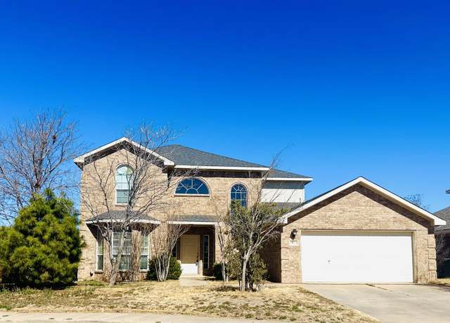Property at 8824 14th St, Lubbock, TX 79416, 4 beds, 3.5 baths
