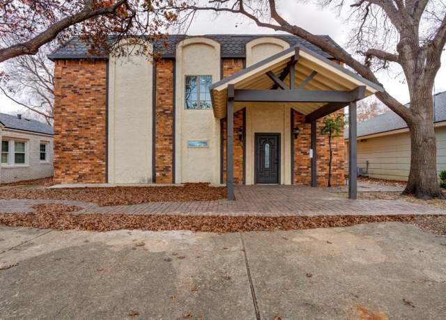 Property at 2611 20th St, Lubbock, TX 79410, 3 beds, 3.5 baths