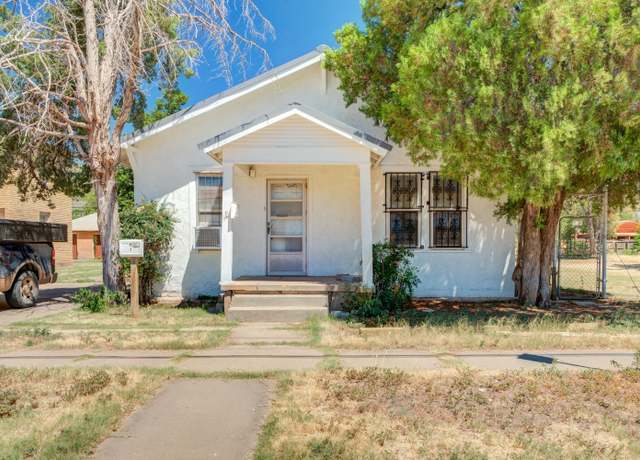 Property at 1918 18th St, Lubbock, TX 79401, 3 beds, 2 baths