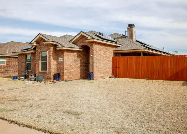 Property at 5920 104th St, Lubbock, TX 79424, 3 beds, 2 baths