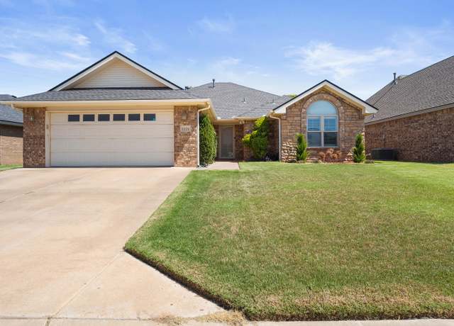 Property at 6406 93rd St, Lubbock, TX 79424, 4 beds, 2 baths