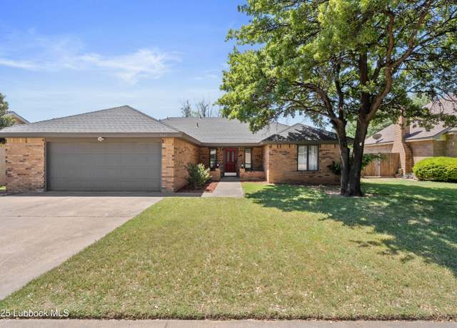 Property at 5615 88th St, Lubbock, TX 79424, 3 beds, 2 baths