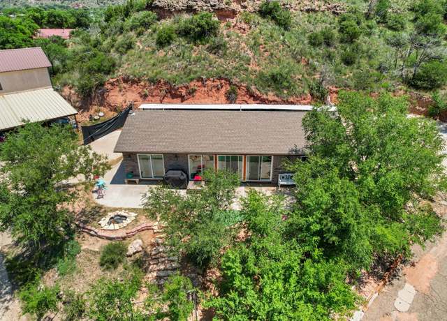 Property at 570 Comanche Dr, Buffalo Springs, TX 79404, 2 beds, 2 baths