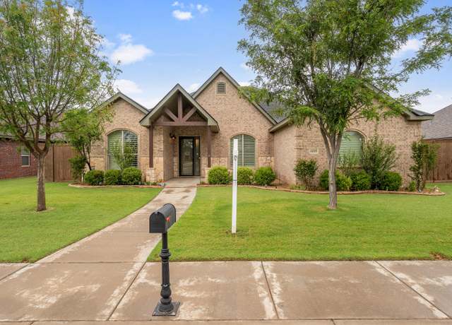 Property at 6105 94th St, Lubbock, TX 79424, 4 beds, 3 baths