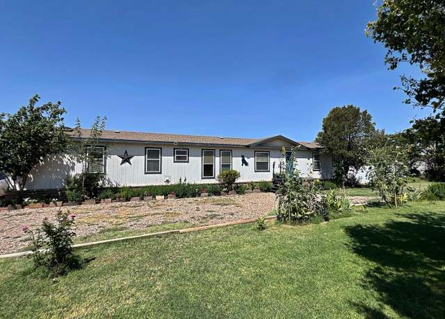 Property at 2018 Kelsey Ave, Lubbock, TX 79407, 3 beds, 2 baths