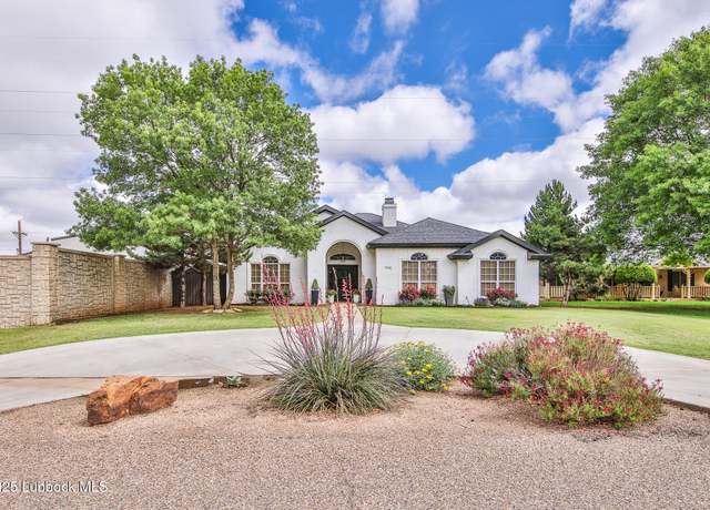 Property at 3604 107th St, Lubbock, TX 79423, 3 beds, 2 baths
