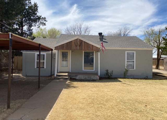 Property at 905 Texas Ave, Shallowater, TX 79363, 2 beds, 2 baths