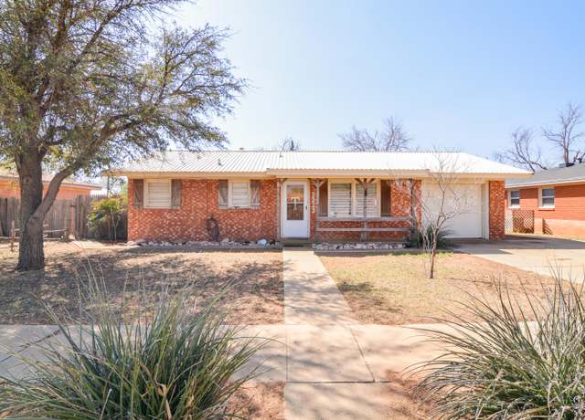 Property at 2213 S 5th St, Lamesa, TX 79331, 3 beds, 2 baths