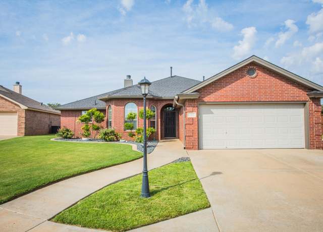 Property at 1301 Yorkshire Ave, Wolfforth, TX 79382, 4 beds, 2 baths